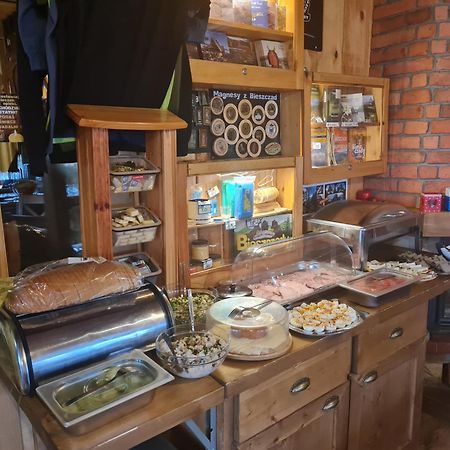 Bacowka Pttk Jaworzec Hostel Wetlina Buitenkant foto