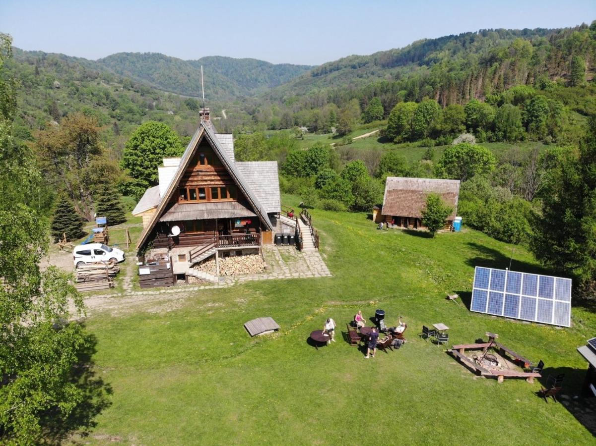 Bacowka Pttk Jaworzec Hostel Wetlina Buitenkant foto