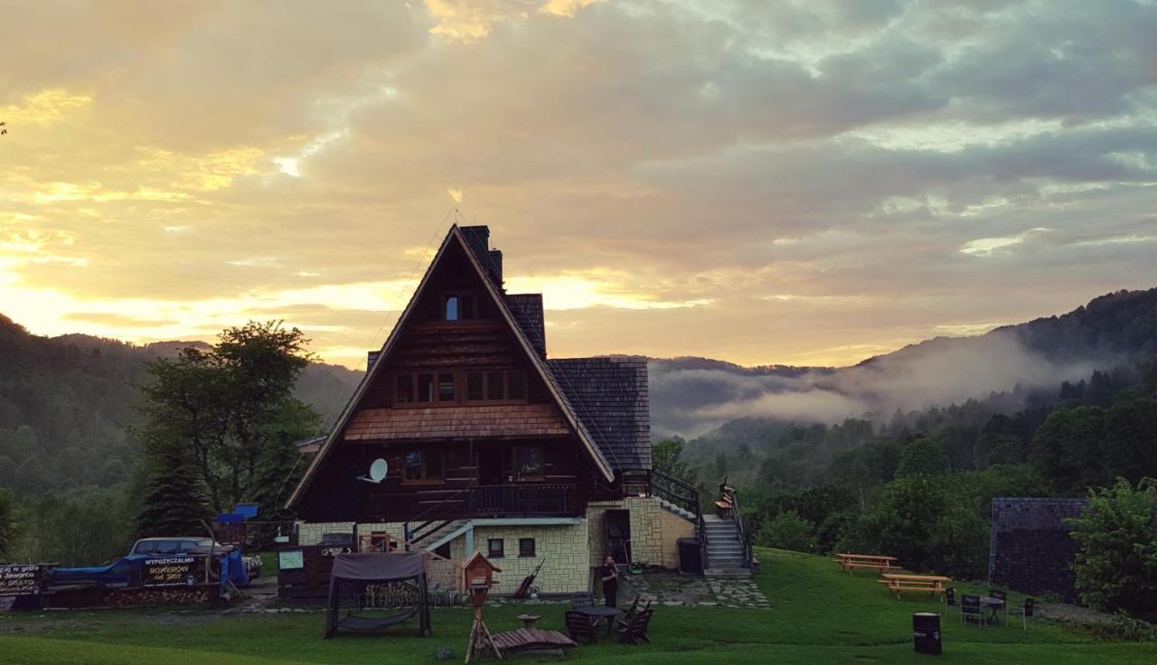 Bacowka Pttk Jaworzec Hostel Wetlina Buitenkant foto