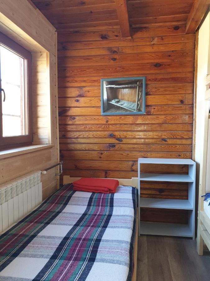 Bacowka Pttk Jaworzec Hostel Wetlina Buitenkant foto