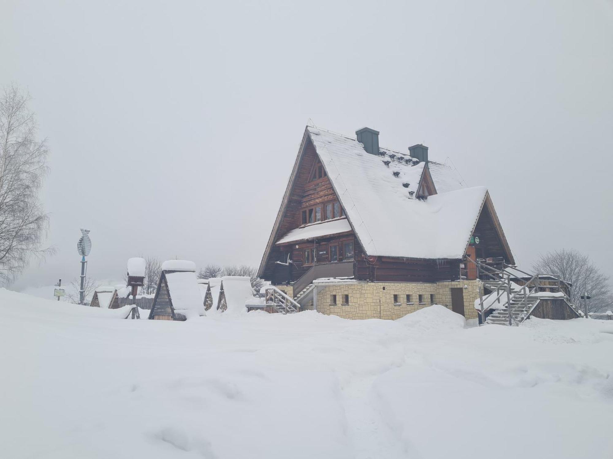 Bacowka Pttk Jaworzec Hostel Wetlina Buitenkant foto