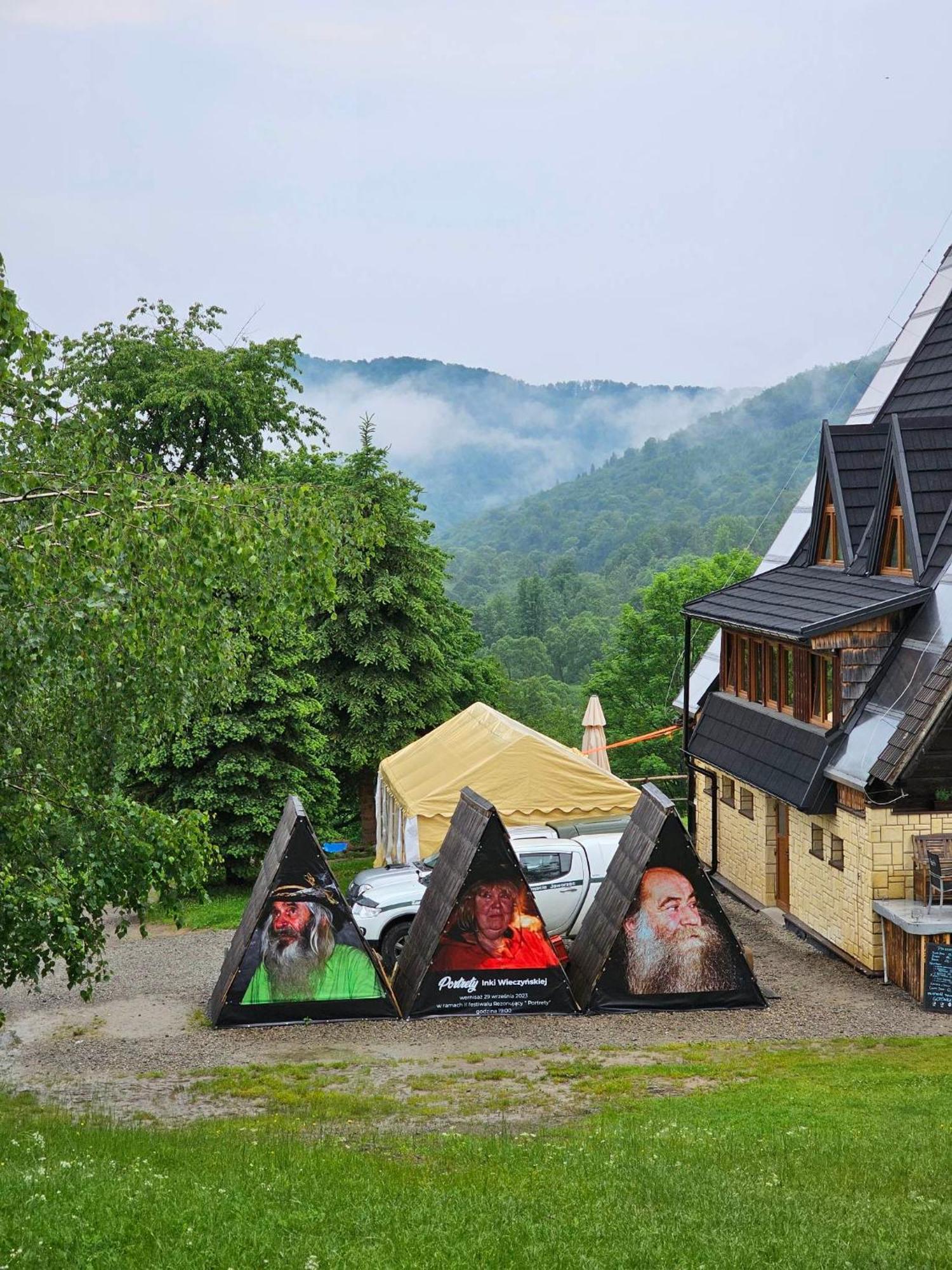 Bacowka Pttk Jaworzec Hostel Wetlina Buitenkant foto